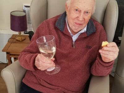 Cheese and fizz at Beechwood Park