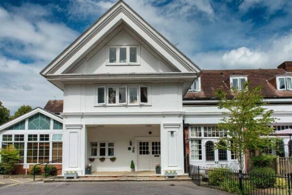 Dormy House