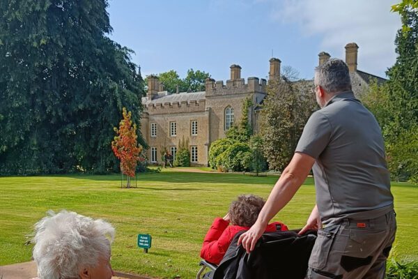 Stowford House Visit Cotswold Wildlife Park