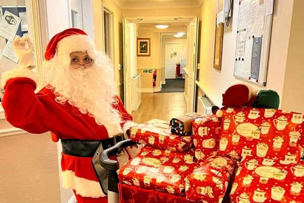 Hulcott’s special visit from Santa