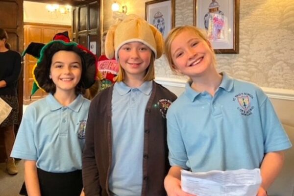 Garth House welcomes local schoolchildren for Christmas carols