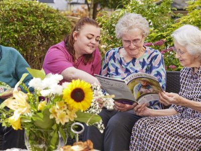 Garden Activities To Enjoy With A Friend Or Relative With Dementia