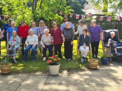 Remembering together: VE Day at Beechwood Park