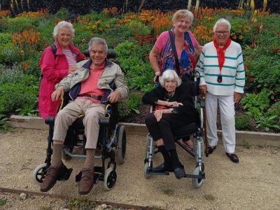 Stowford House residents enjoy a lovely day at Aston Pottery