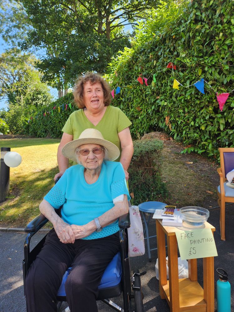 Holmwood Summer Fete resident and family