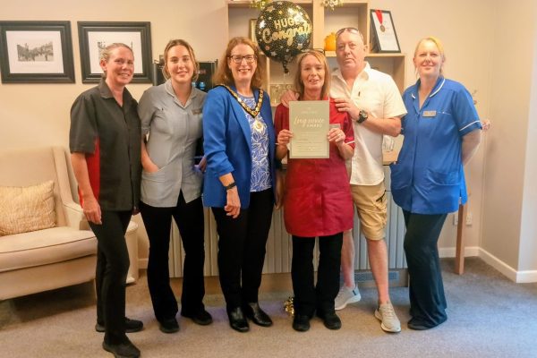 Housekeeper celebrates 30-year milestone at Miranda House