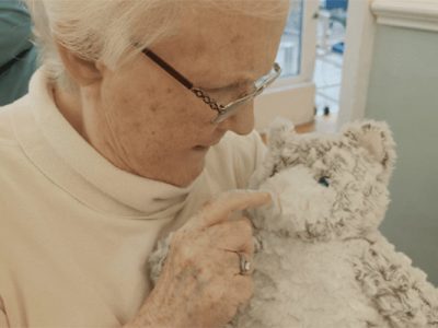 Meaningful Gifts for People Living with Dementia
